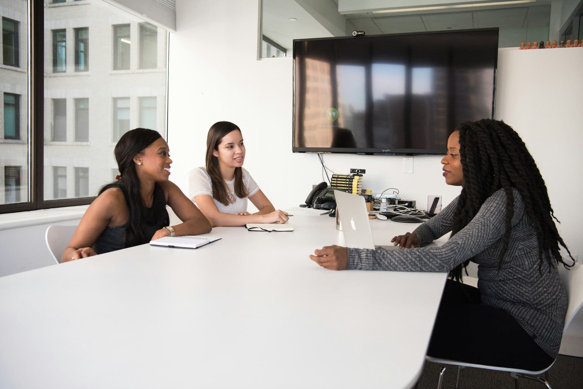 How to properly prepare for your first meeting with a buyer